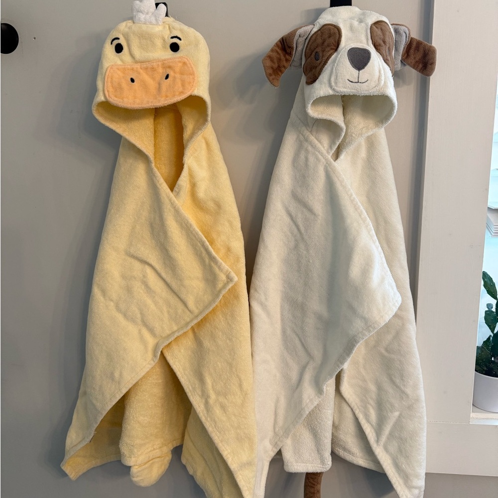 Cozy Critters Hooded Towels - Yellow Duck & Cream Dog